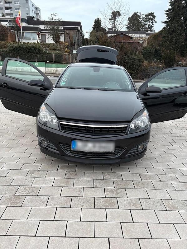 Gebraucht Opel Astra GTC 116 PS (85 kW) 2008 Schwarz Coupé