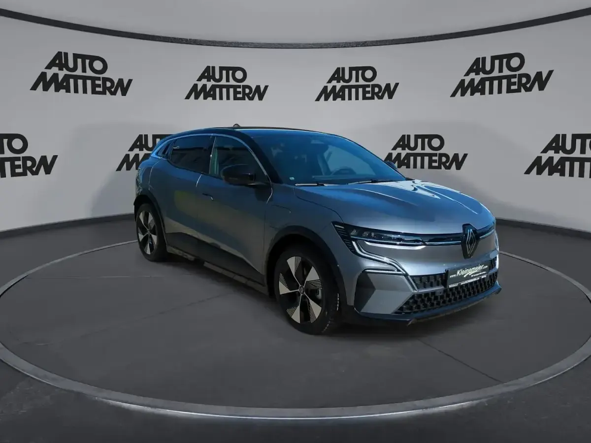 Neu Renault Megane E-Tech Komfort 160 kW (218 PS) 2026 Grau Limousine