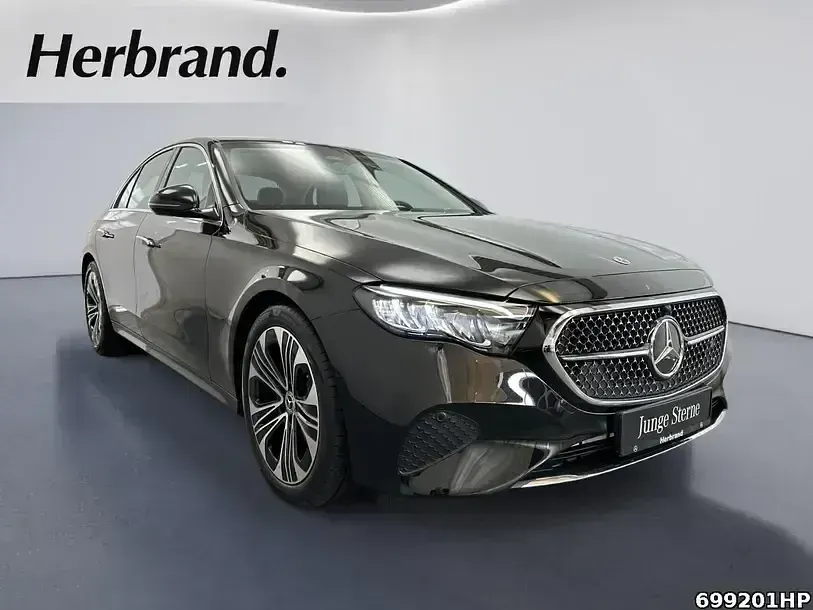 Gebraucht Mercedes E200 Avantgarde 204 PS (150 kW) 2025 Metalliclack obsidianschwarz Limousine