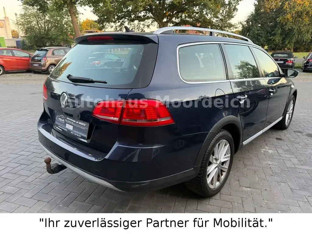 Gebraucht VW Passat Alltrack 140 PS (102 kW) 2014 Blau Kombi