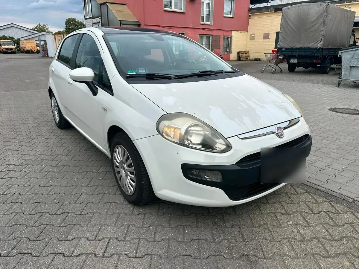 Gebraucht Fiat Punto Evo 105 PS (77 kW) 2011 Weiß Kleinwagen