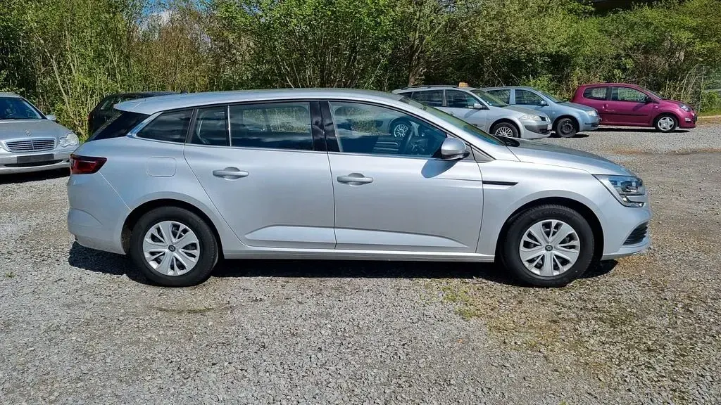 Usata Renault Mégane Life 116 CV (85 kW) 2019 Grigio Berlina