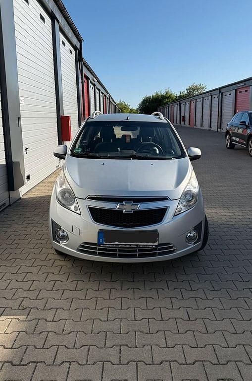 Gebraucht Chevrolet Spark LS 82 PS (60 kW) 2011 Silber Kleinwagen