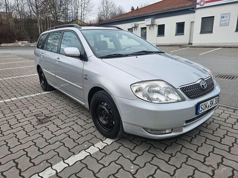Gebraucht Toyota Corolla 90 PS (66 kW) 2004 Silber Kombi