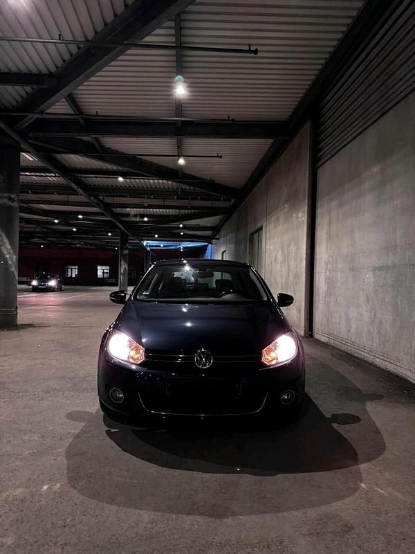 Gebraucht VW Golf VII 86 PS (63 kW) 2012 Blau Limousine