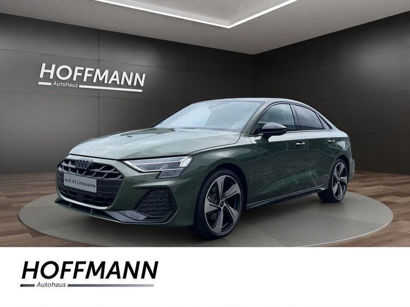 Grün Gebraucht 2024 Audi A3 S-Line Limousine | 39.990 € (Teuer) - Bild 1/4