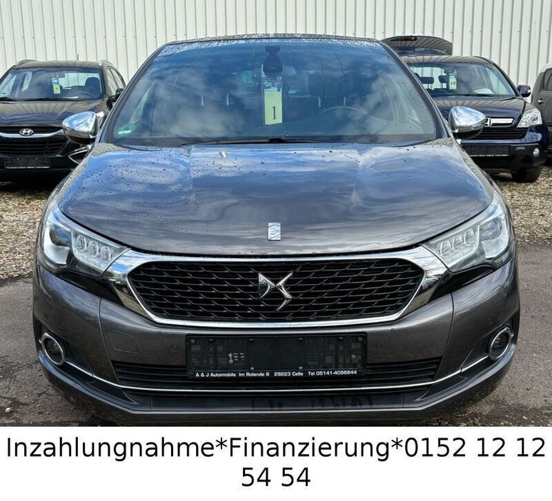 Grau Gebraucht 2016 DS Automobiles DS4 Limousine | 13.000 € (Fairer Preis) - Bild 1/4
