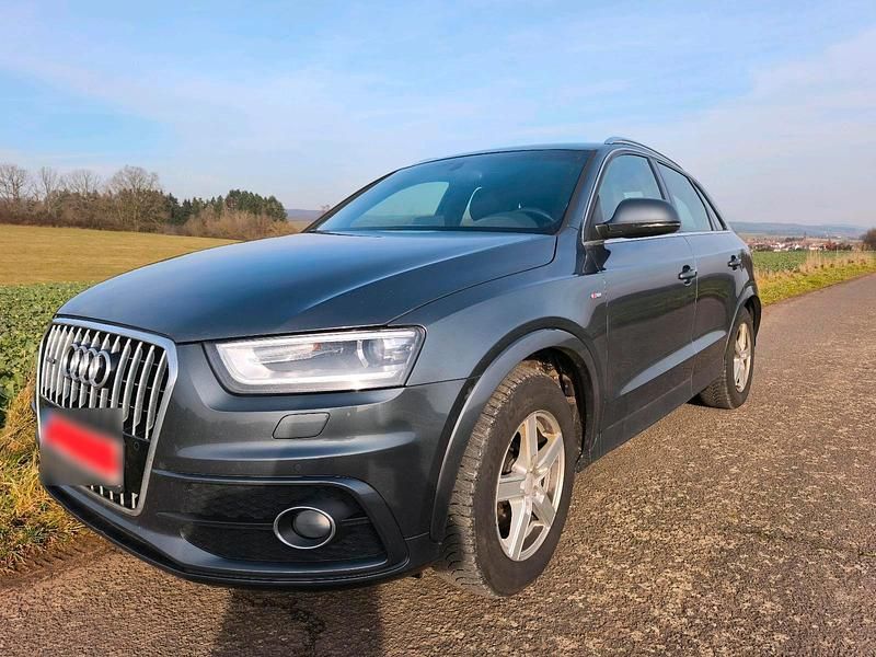 Gebraucht Audi Q3 S-Line 140 PS (102 kW) 2015 Grau SUV