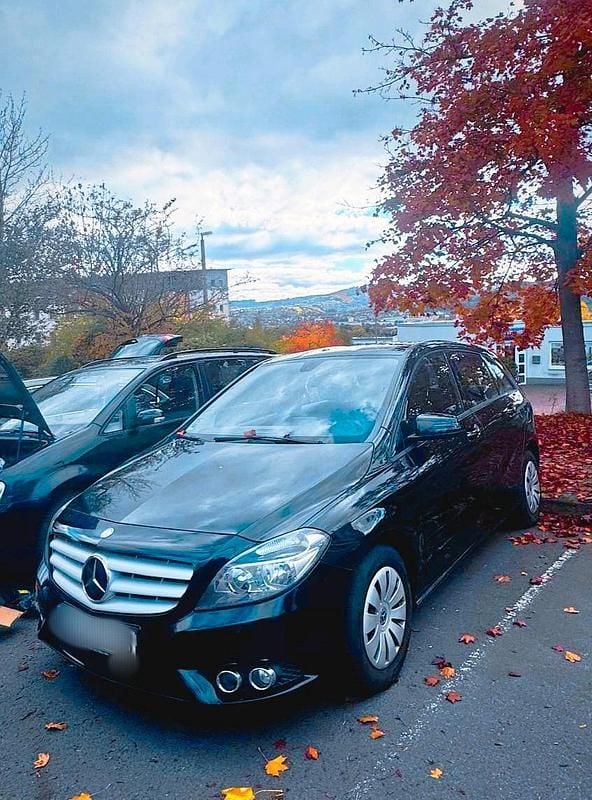 Gebraucht Mercedes B150 2012 Schwarz Van / Kleinbus