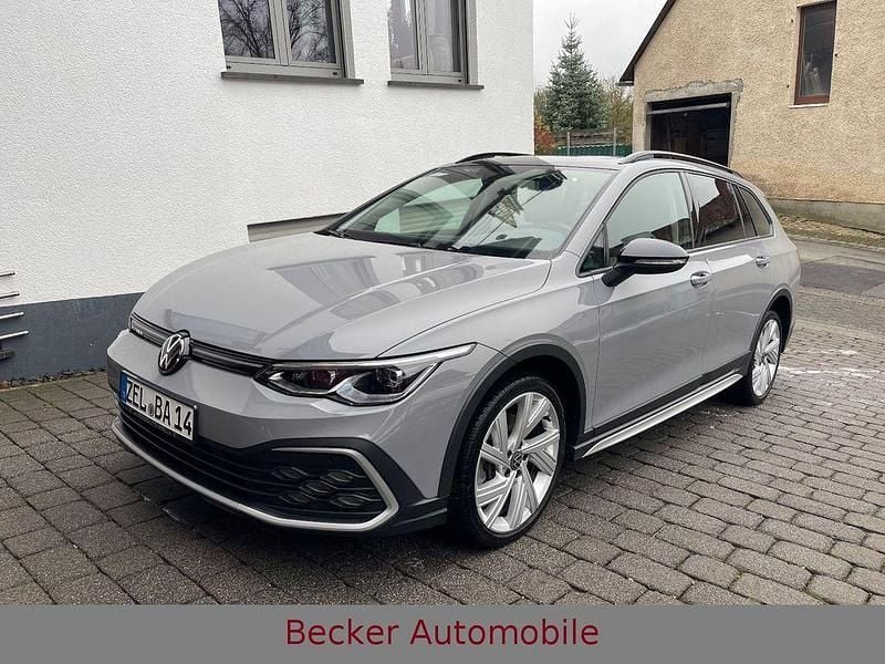 Grau Gebraucht 2024 VW Golf Alltrack Style Kombi | 36.990 € (Etwas zu teuer) - Bild 1/4