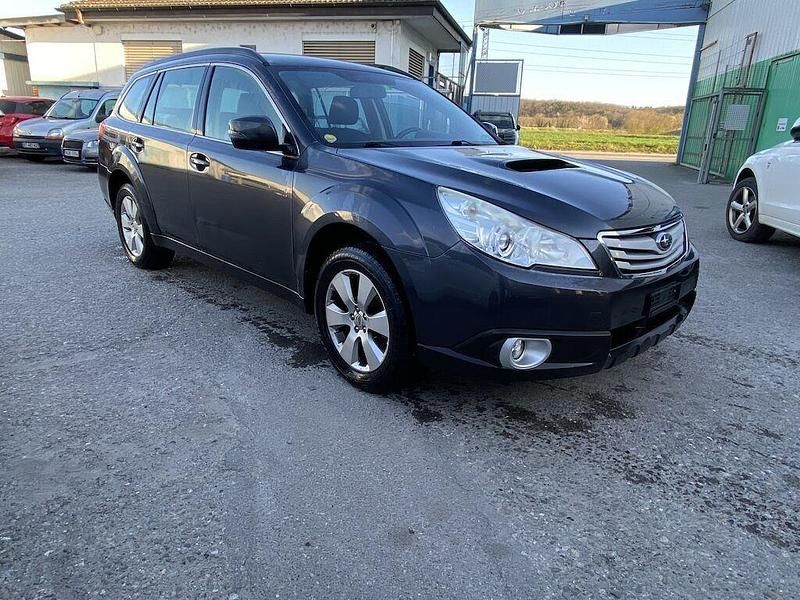 Gebraucht 2013 Subaru Legacy Comfort Kombi | 3.900 € - Bild 1/4