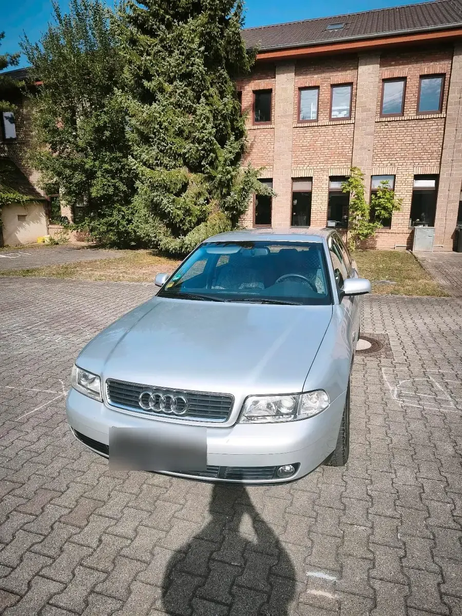 Gebraucht Audi A4 101 PS (74 kW) 1998 Silber Kombi