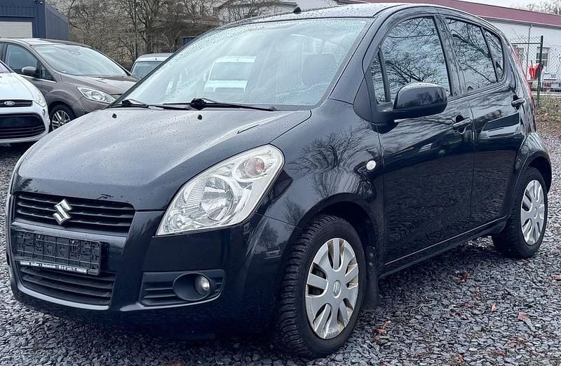 Gebraucht Suzuki Splash Club 94 PS (69 kW) 2011 Blau Kleinwagen