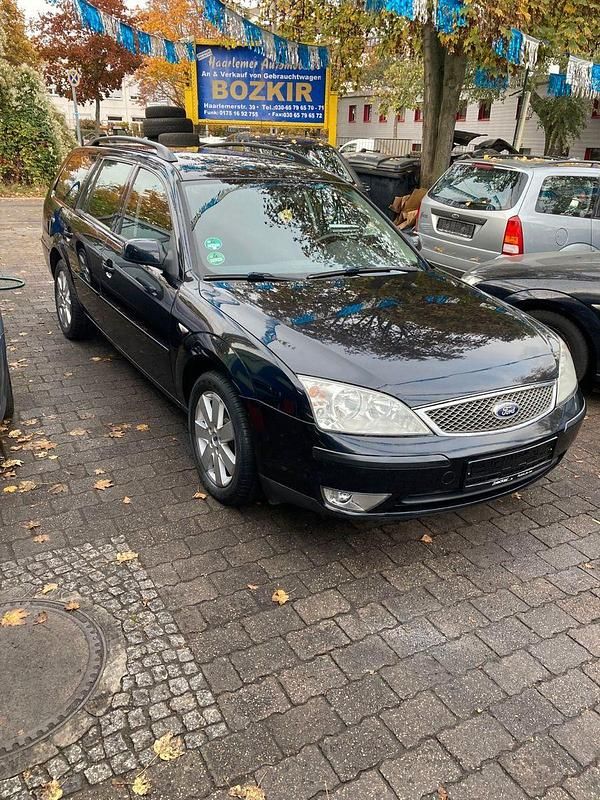 Gebraucht Ford Mondeo Viva 125 PS (91 kW) 2005 Pantherschwarz metallic Kombi