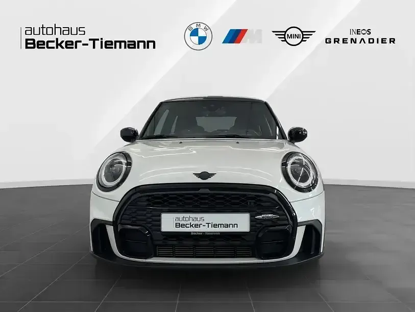 Używany Mini John Cooper Works 136 KM (100 kW) 2023 Biały Hatchback