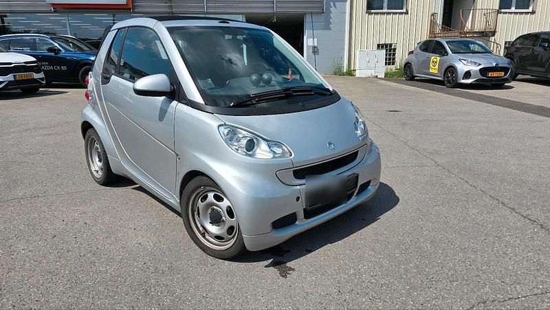 Grau Gebraucht 2013 Smart ForTwo Cabrio Cabrio | 4.800 € (Guter Preis) - Bild 1/4