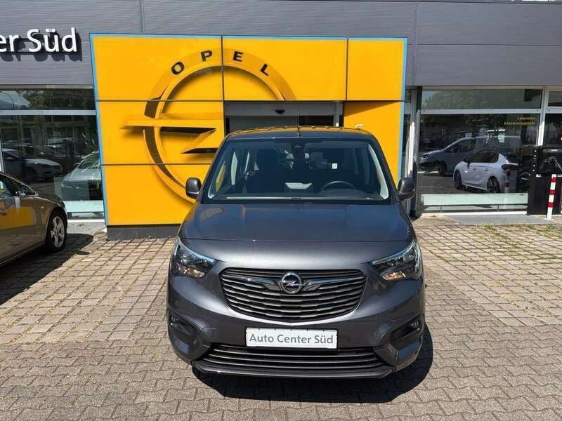 Grau Gebraucht 2020 Opel Combo Life Edition Van / Kleinbus | 17.990 € (Fairer Preis) - Bild 1/4