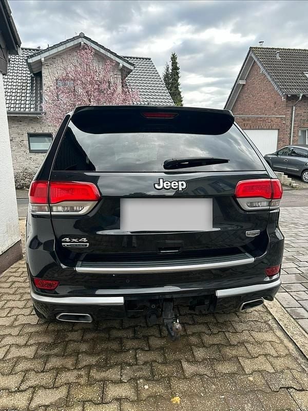 Gebraucht Jeep Grand Cherokee Summit 250 PS (183 kW) 2016 Schwarz SUV