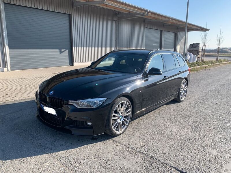 Schwarz Gebraucht 2016 BMW 318 Sport Line Kombi | 16.100 € (Teuer) - Bild 1/4