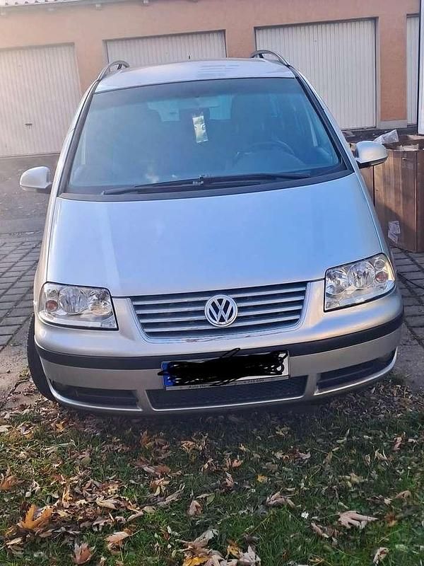 Grau Gebraucht 2004 VW Sharan Goal Van / Kleinbus | 1.900 € (Superpreis) - Bild 1/4