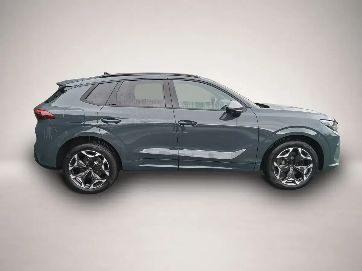 Neu Cupra Terramar VZ 265 PS (194 kW) 2025 Blau SUV