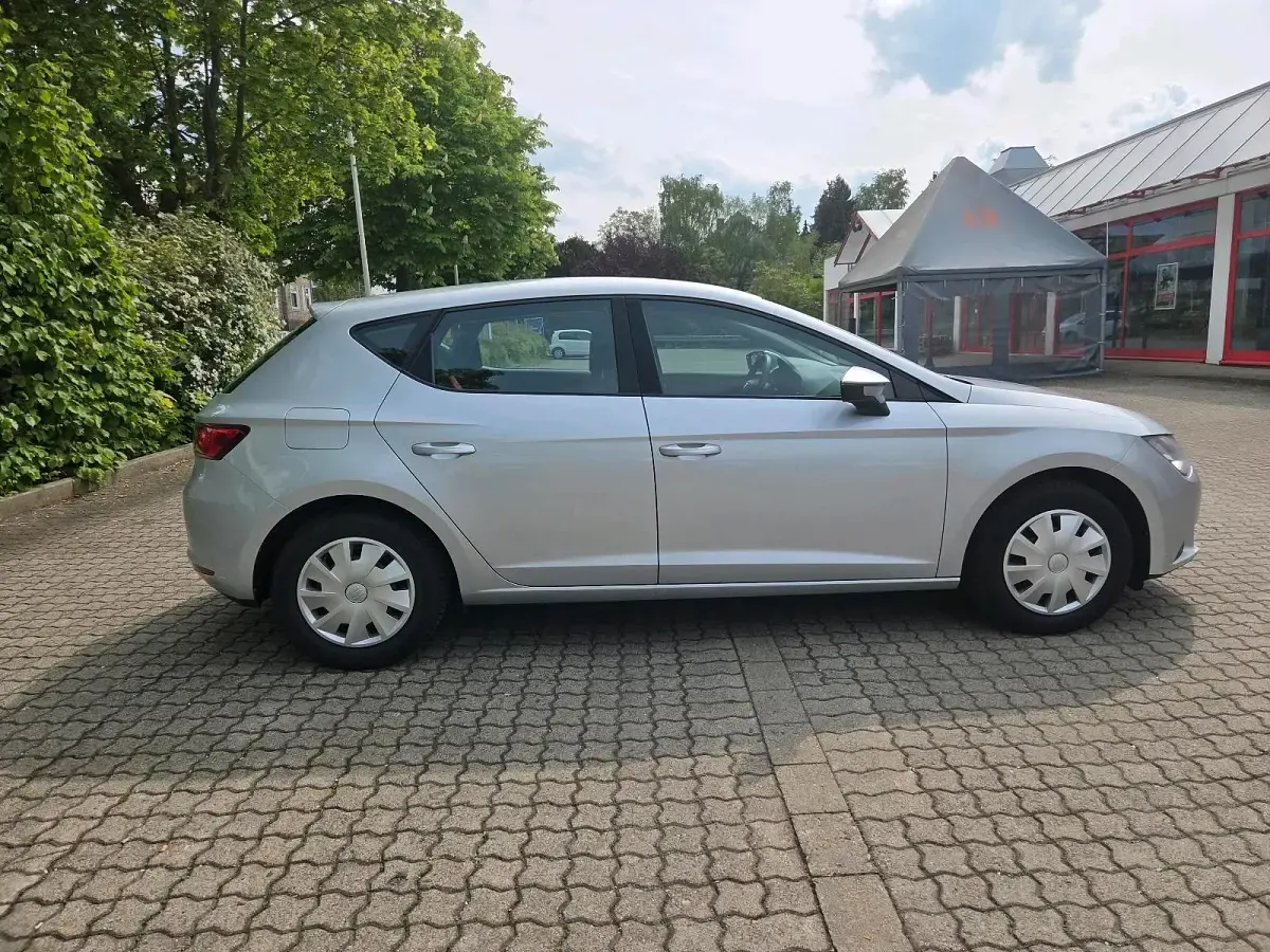 Gebraucht Seat Leon 86 PS (63 kW) 2013 Silber Limousine