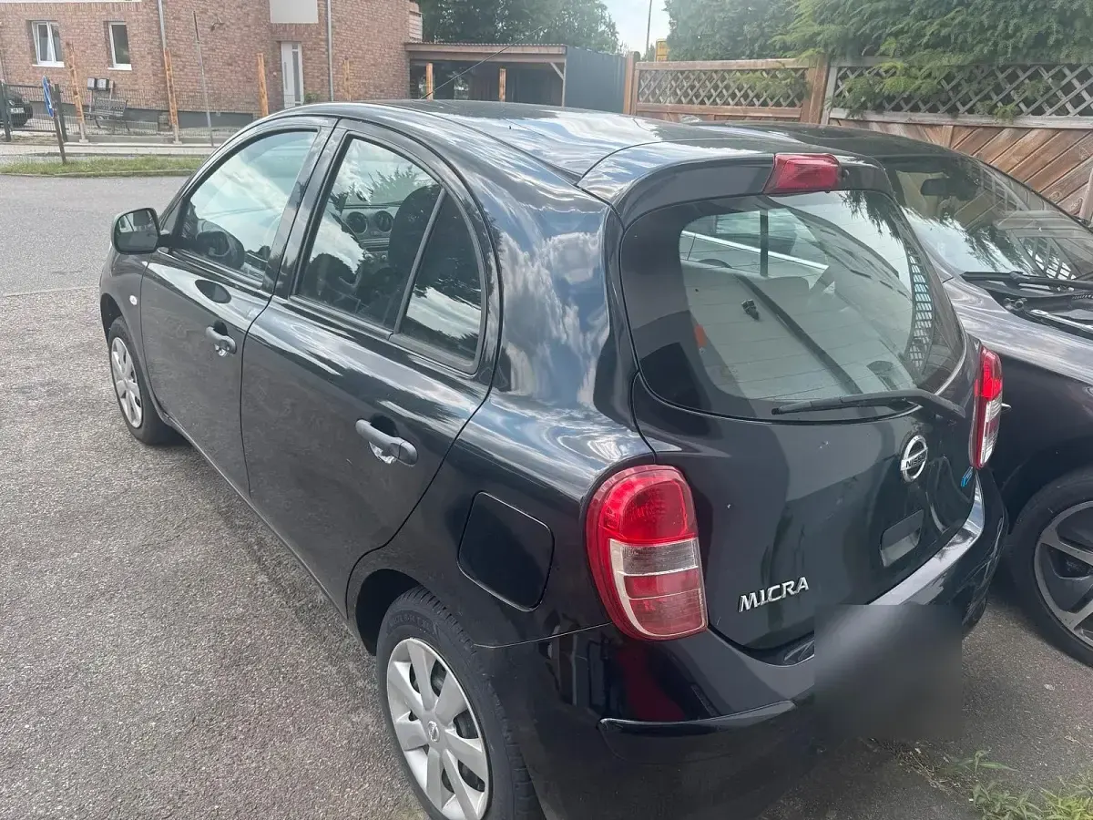 Gebraucht Nissan Micra 98 PS (72 kW) 2011 Schwarz Kleinwagen