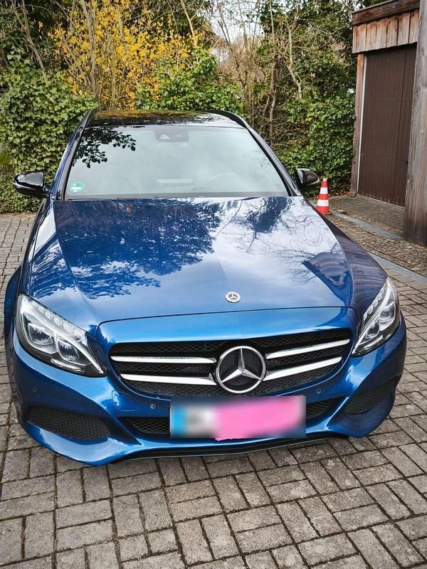 Gebraucht Mercedes C220 170 PS (125 kW) 2018 Blau Kombi