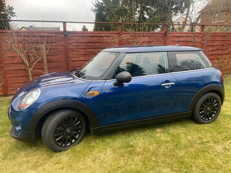 Gebraucht Mini ONE 75 PS (55 kW) 2016 Blau Kleinwagen