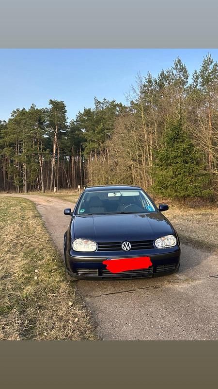 Gebraucht VW Golf IV 75 PS (55 kW) 2000 Blau Kleinwagen