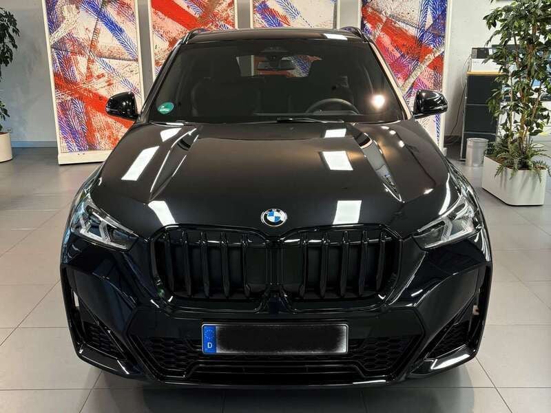 Schwarz Gebraucht 2024 BMW X1 M Sport SUV | 46.000 € (Teuer) - Bild 1/4
