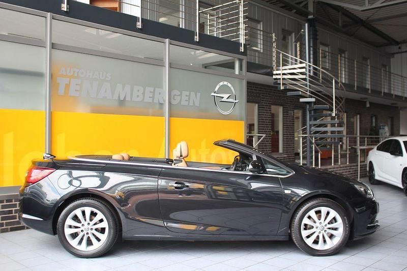 Gebraucht Opel Cascada Innovation 140 PS (102 kW) 2016 Schwarz Cabrio