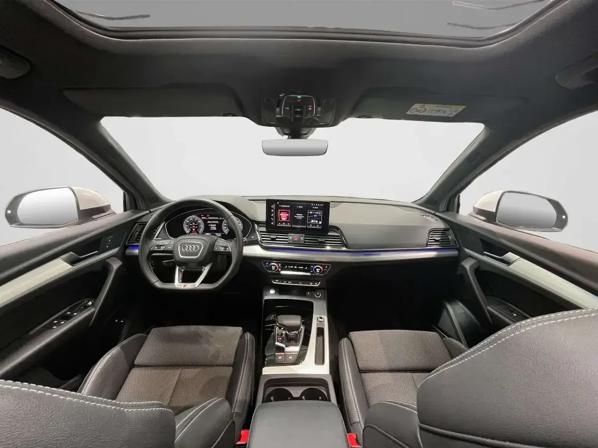 Gebraucht Audi Q5 S-Line 299 PS (219 kW) 2023 Gletscherweiß metallic SUV