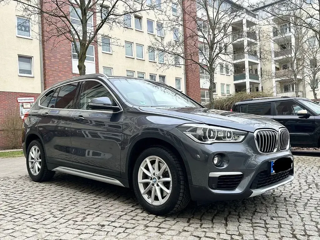 Usado BMW X1 xLine 231 CV (169 kW) 2018 Gris SUV