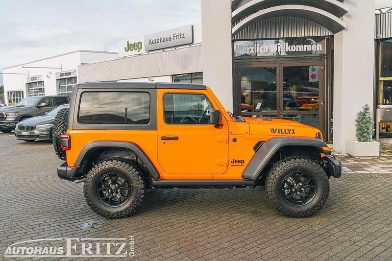 Neu Jeep Wrangler 272 PS (200 kW) 2026 Orange SUV