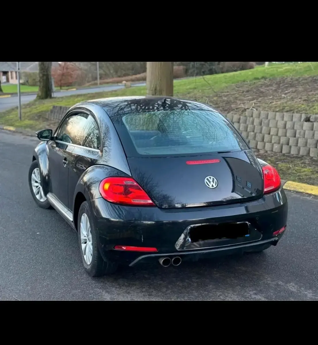 Gebraucht VW Beetle 105 PS (77 kW) 2012 Schwarz Kleinwagen