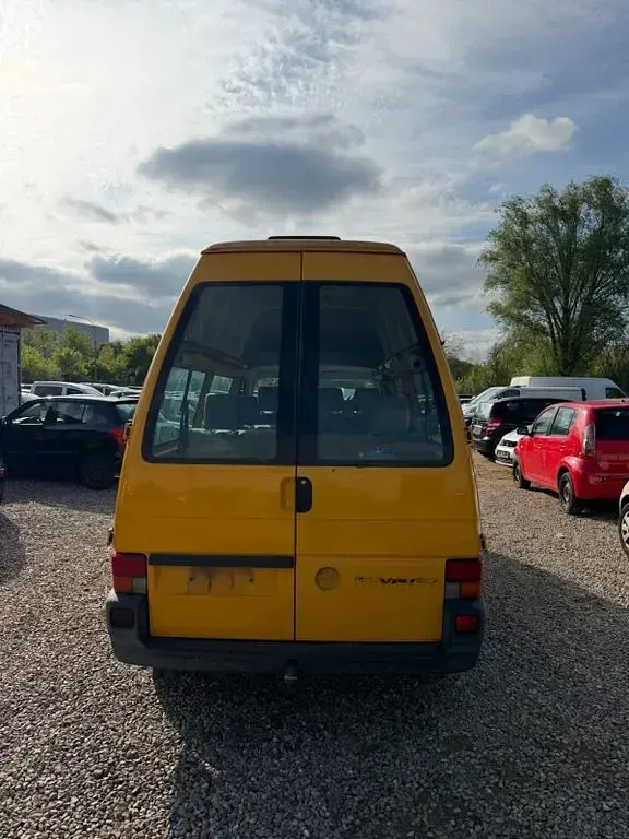 Gebraucht VW T4 68 PS (50 kW) 2001 Gelb Van