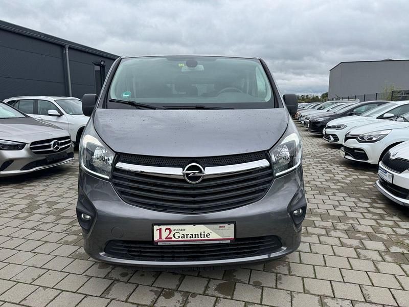 Gebraucht Opel Vivaro 120 PS (88 kW) 2019 Grau Van / Kleinbus
