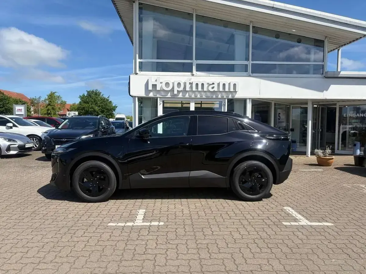 Neu Subaru Uncharted Active 164 kW (224 PS) 2026 Attitude black mica SUV
