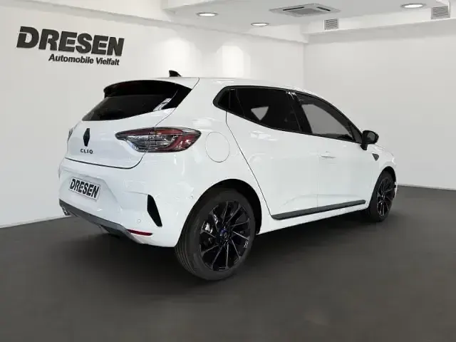 Neu Renault Clio Bose Edition 91 PS (66 kW) 2025 Andere Kleinwagen