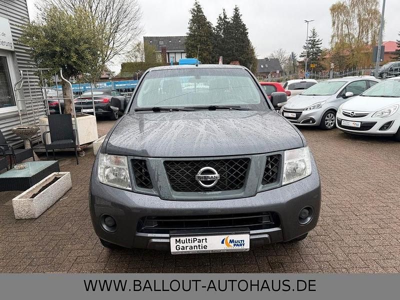 Gebraucht Nissan Navara 144 PS (105 kW) 2013 Grau Pickup