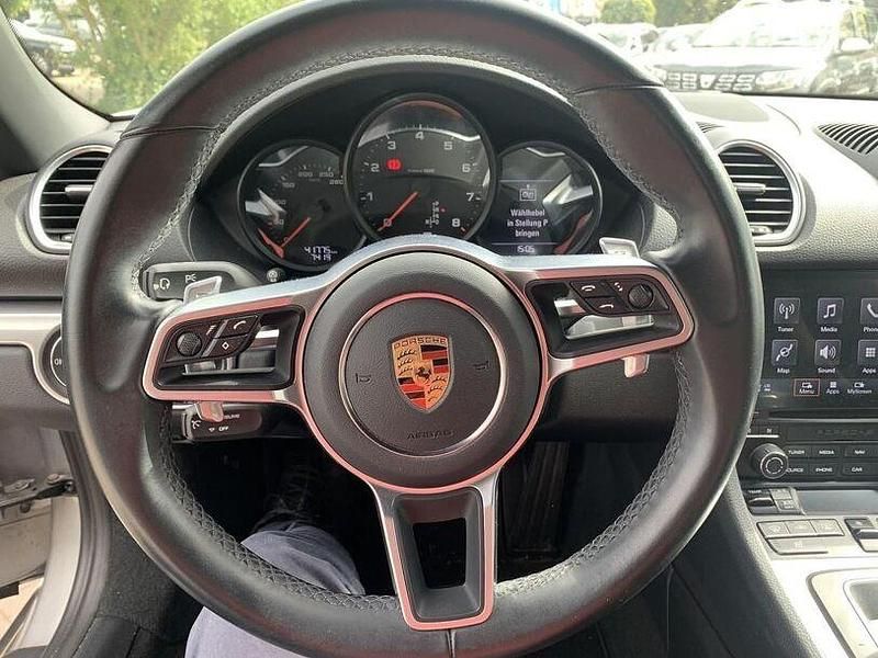 Gebraucht Porsche Boxster 299 PS (219 kW) 2021 Gt silber (metallic) Cabrio