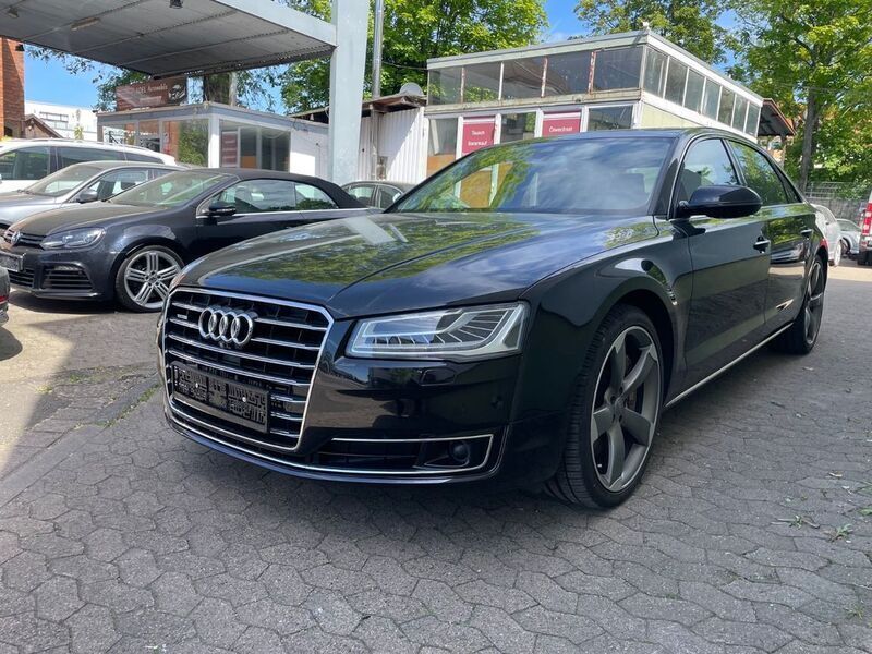 Phantomschwarz perleffekt Gebraucht 2015 Audi A8 Limousine | 28.000 € (Guter Preis) - Bild 1/4