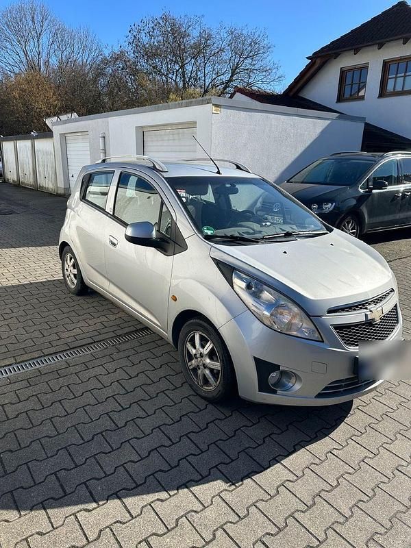 Gebraucht Chevrolet Spark LS 82 PS (60 kW) 2012 Silber Kleinwagen