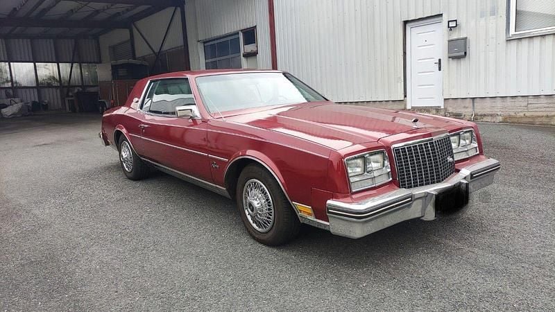 Gebraucht Buick Riviera 143 PS (105 kW) 1983 Rot Coupé