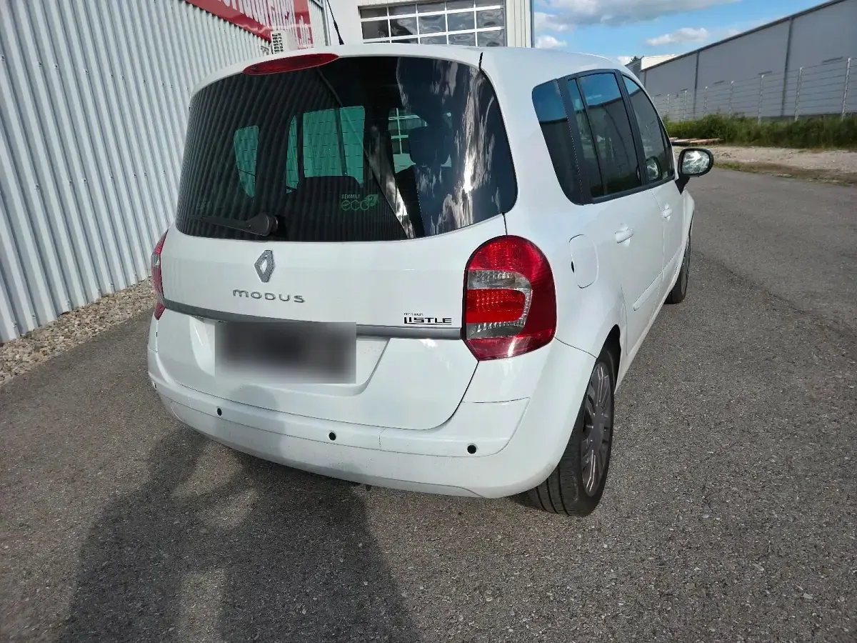 Gebraucht Renault Grand Modus 101 PS (74 kW) 2011 Weiß Van / Kleinbus