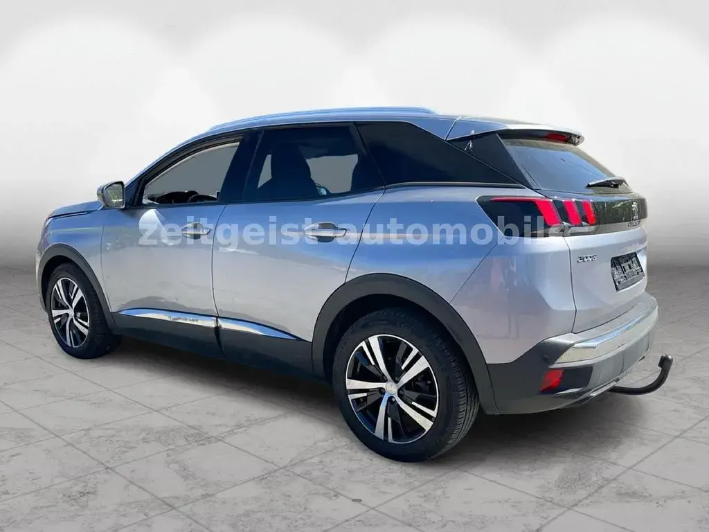 Gebraucht Peugeot 3008 Allure 131 PS (96 kW) 2020 Grau SUV