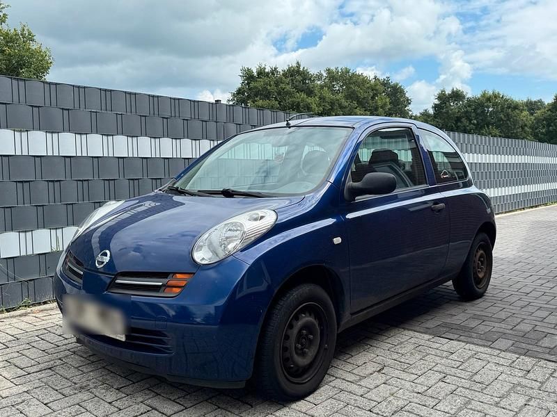 Blau Gebraucht 2004 Nissan Micra Kleinwagen | 900 € (Guter Preis) - Bild 1/4