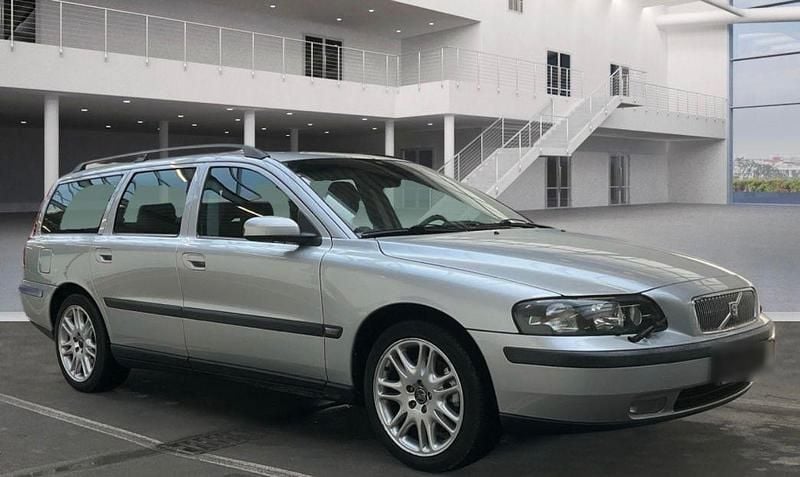 Gebraucht Volvo V70 250 PS (183 kW) 2003 Silber Kombi