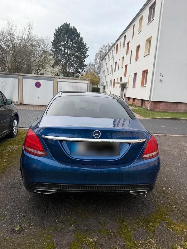 Gebraucht Mercedes C220 170 PS (125 kW) 2017 Blau Limousine